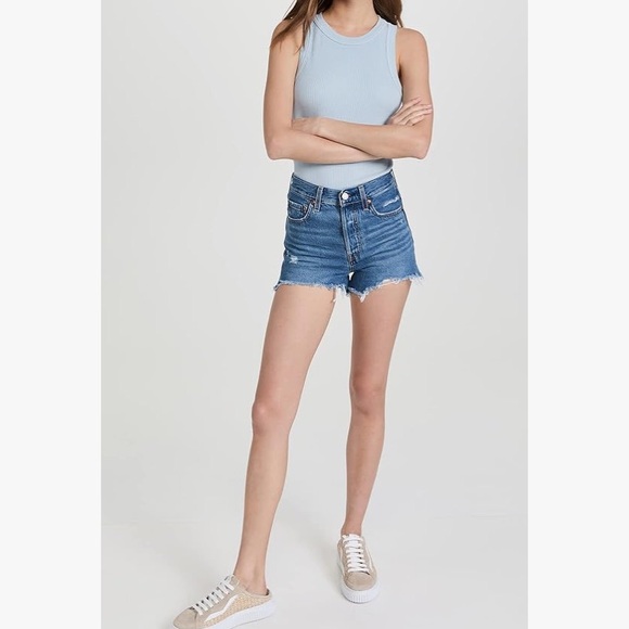 Levi’s shorts - Picture 6 of 6